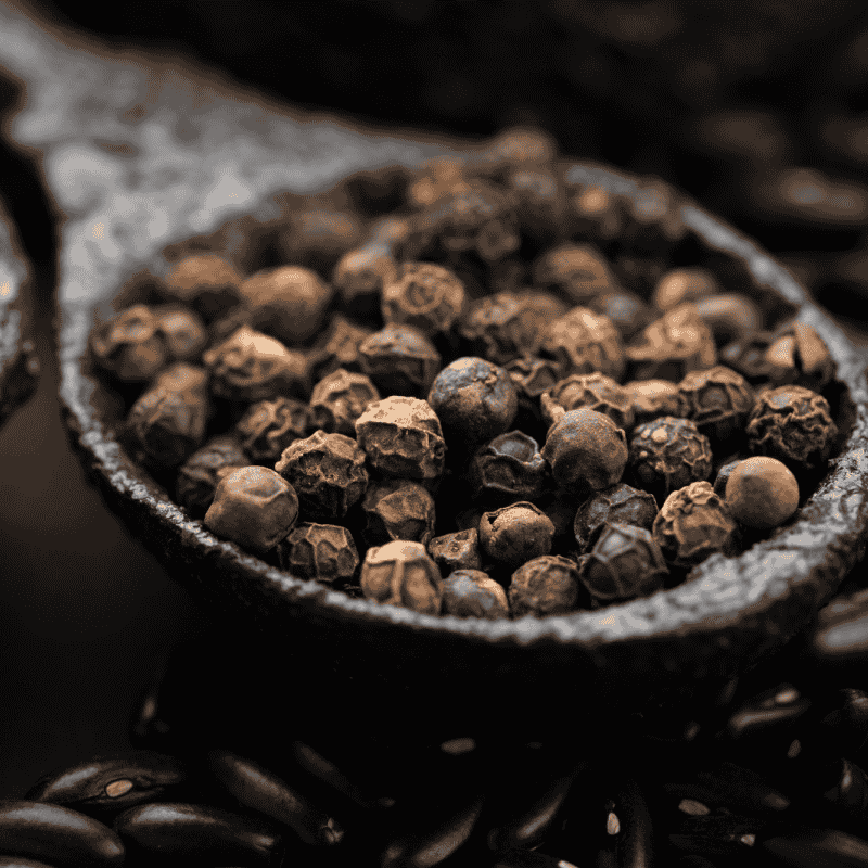 Premium Black Pepper – Bold, Spicy, and Essential for Every Kitchen